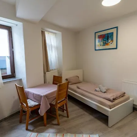 Schlosspaerkchen An Der Ecke Apartment *